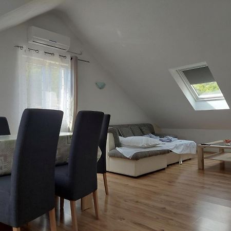 Apartmani Timon Bol Eksteriør bilde